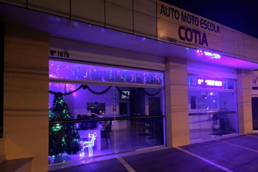 cropped12718384_918439824939954_2721749113709811375_n.jpg Auto